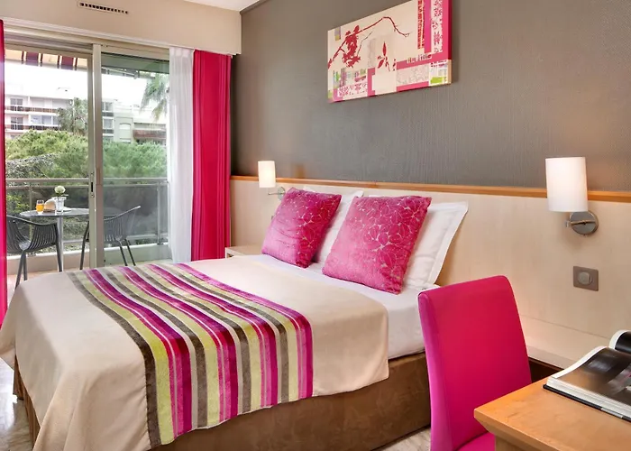 The Originals Boutique, Hotel Les Strelitzias